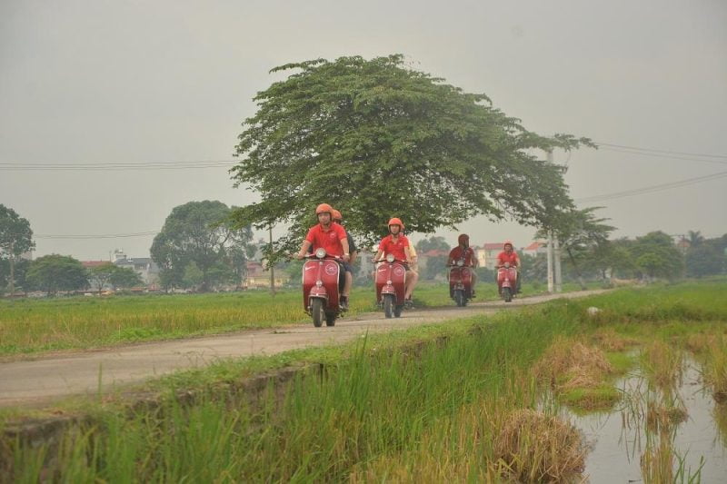 Hanoi Food Tours:  Hanoi Vintage Vespa Food Tours