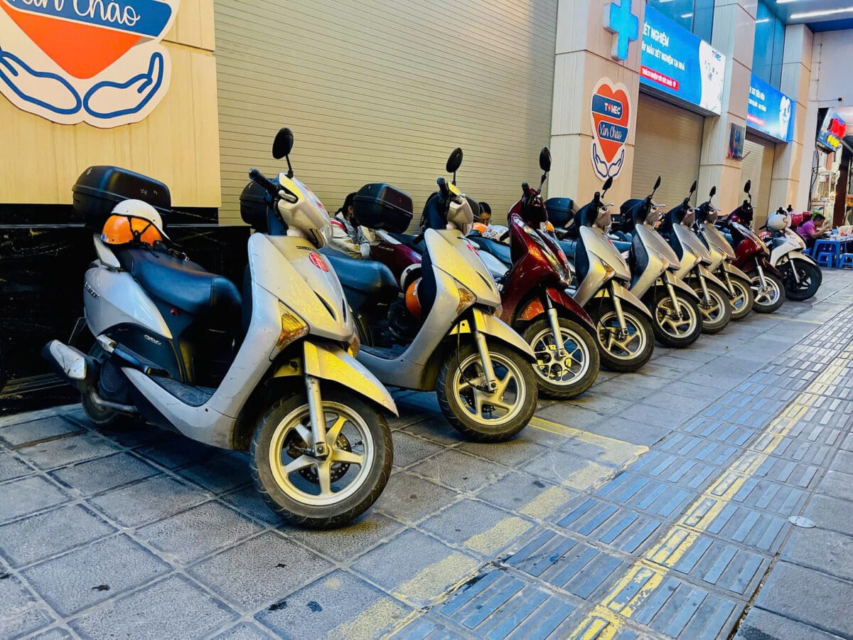 Hanoi Food Tours Led By Women: Hanoi By Night Foodie Scooter Tour