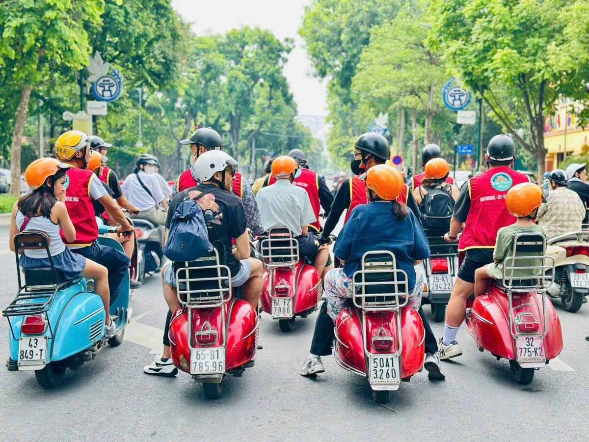 Hanoi Vespa Tours: Hanoi Countryside Vespa Tours