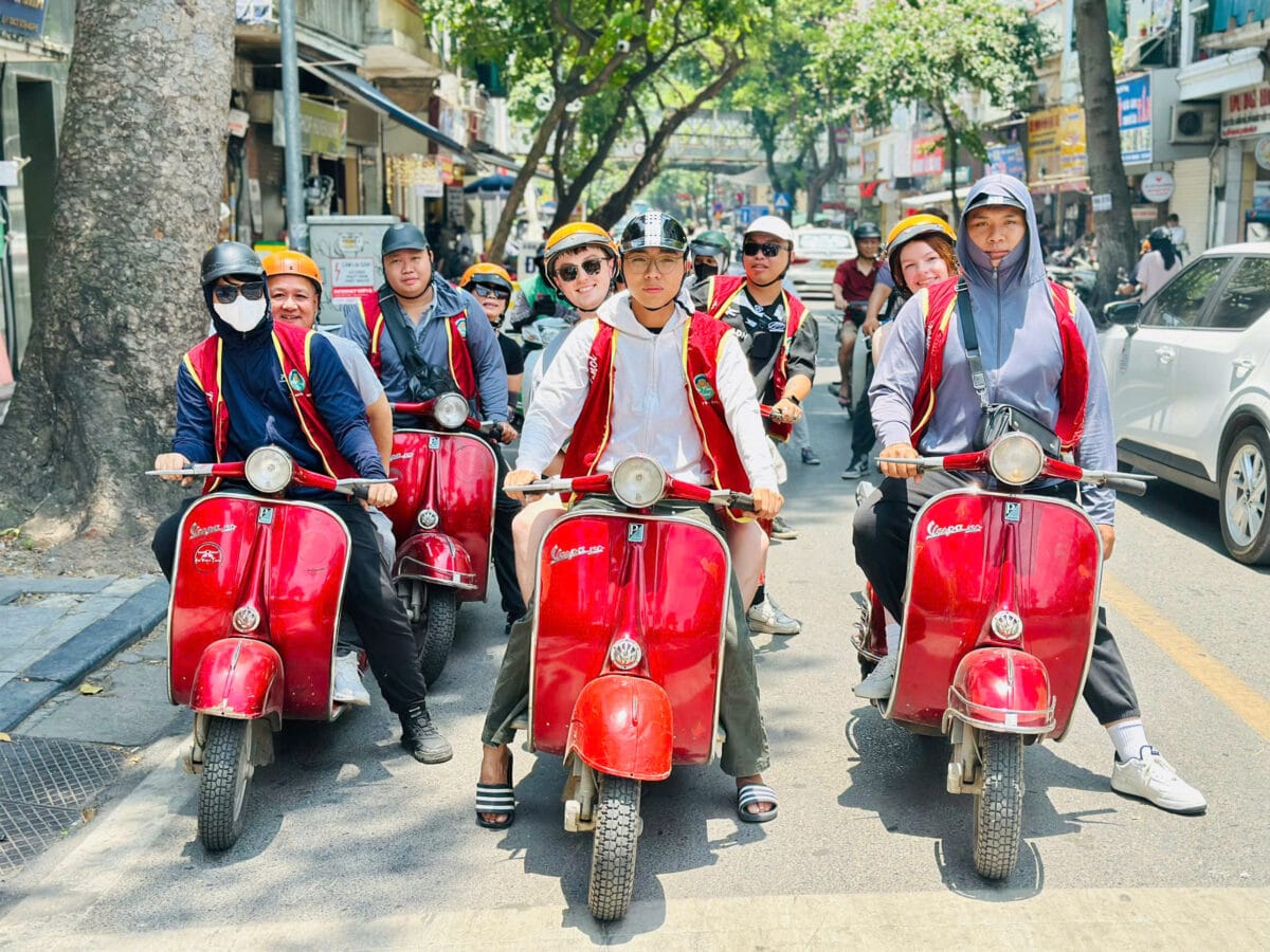 Hanoi Vespa Tours: Hanoi Countryside Vespa Tours