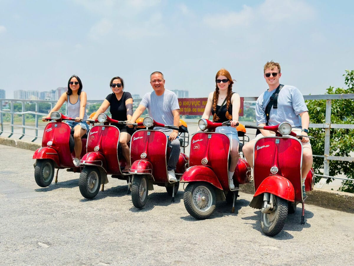 Hanoi Vespa Tours: Hanoi Countryside Vespa Tours