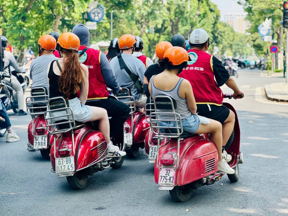 Hanoi Vespa Tours: Hanoi Countryside Vespa Tours