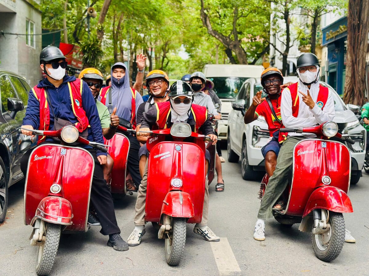 Hanoi Vespa Tours: Hanoi Countryside Vespa Tours