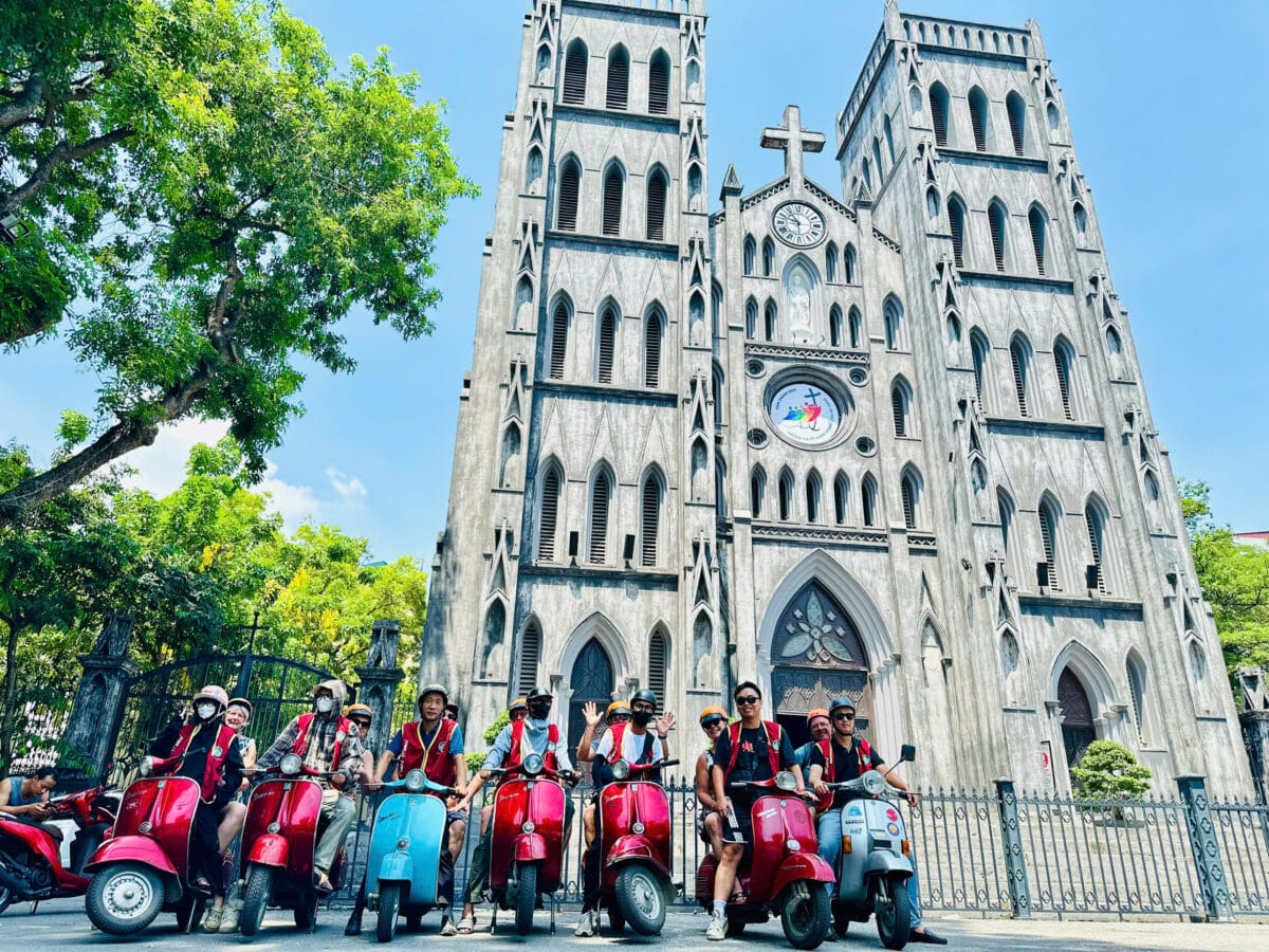 Hanoi Vespa Tours: Hanoi Countryside Vespa Tours