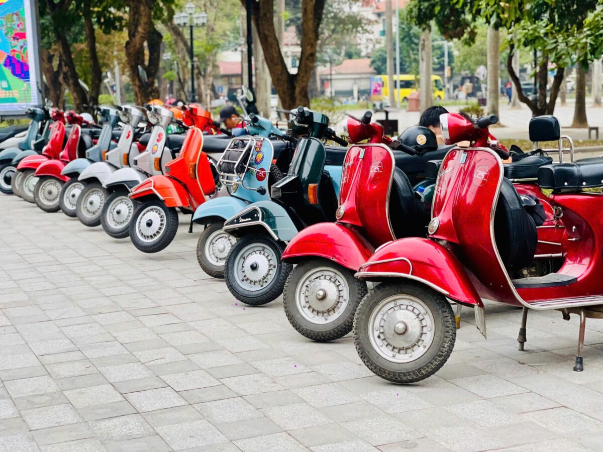 Hanoi Vespa Tours: Hanoi Countryside Vespa Tours