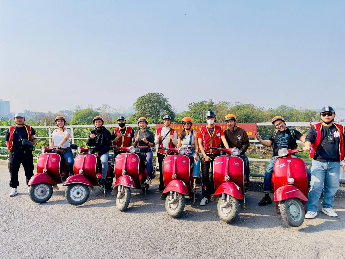 Hanoi Vespa Tours: Hanoi Countryside Vespa Tours