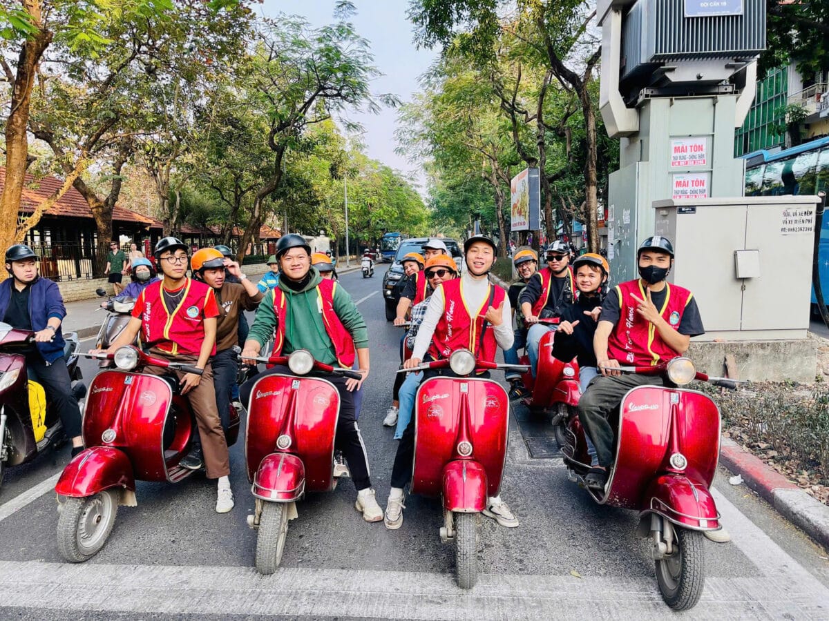 Hanoi Vespa Tours: Hanoi Countryside Vespa Tours
