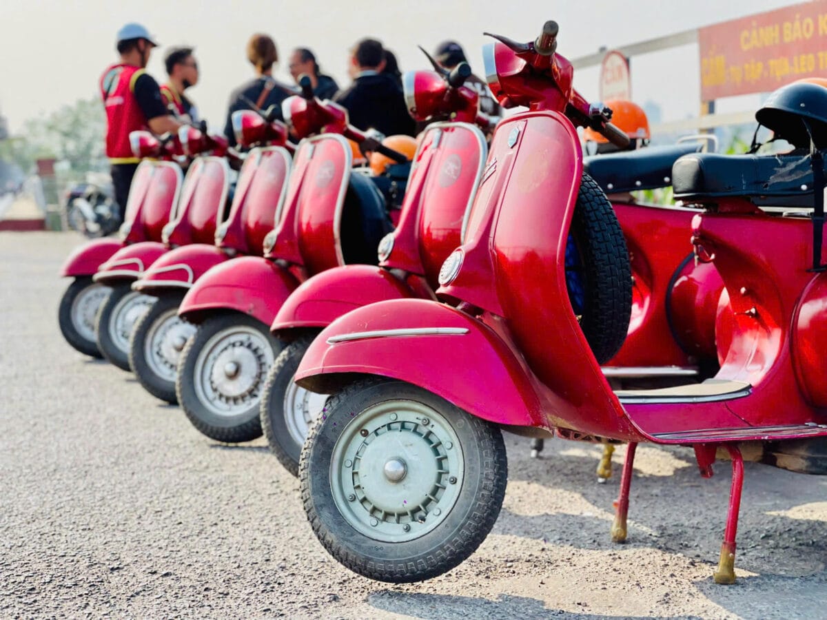 Hanoi Vespa Tours: Hanoi Countryside Vespa Tours