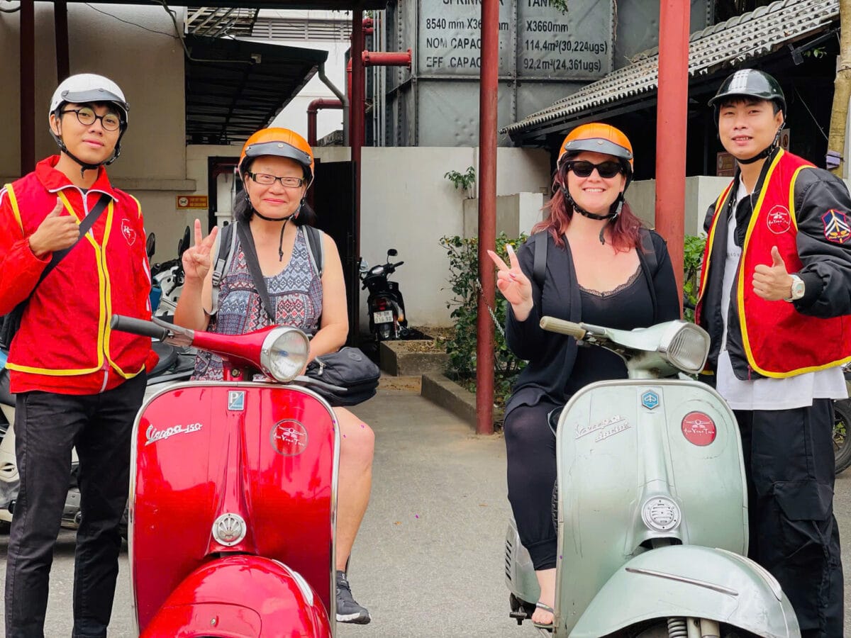 Hanoi Vespa Tours: Hanoi Countryside Vespa Tours